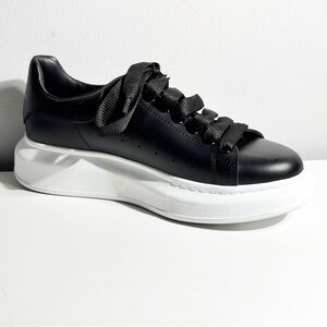 New Alexander McQueen Oversized Sneaker single left shoe only